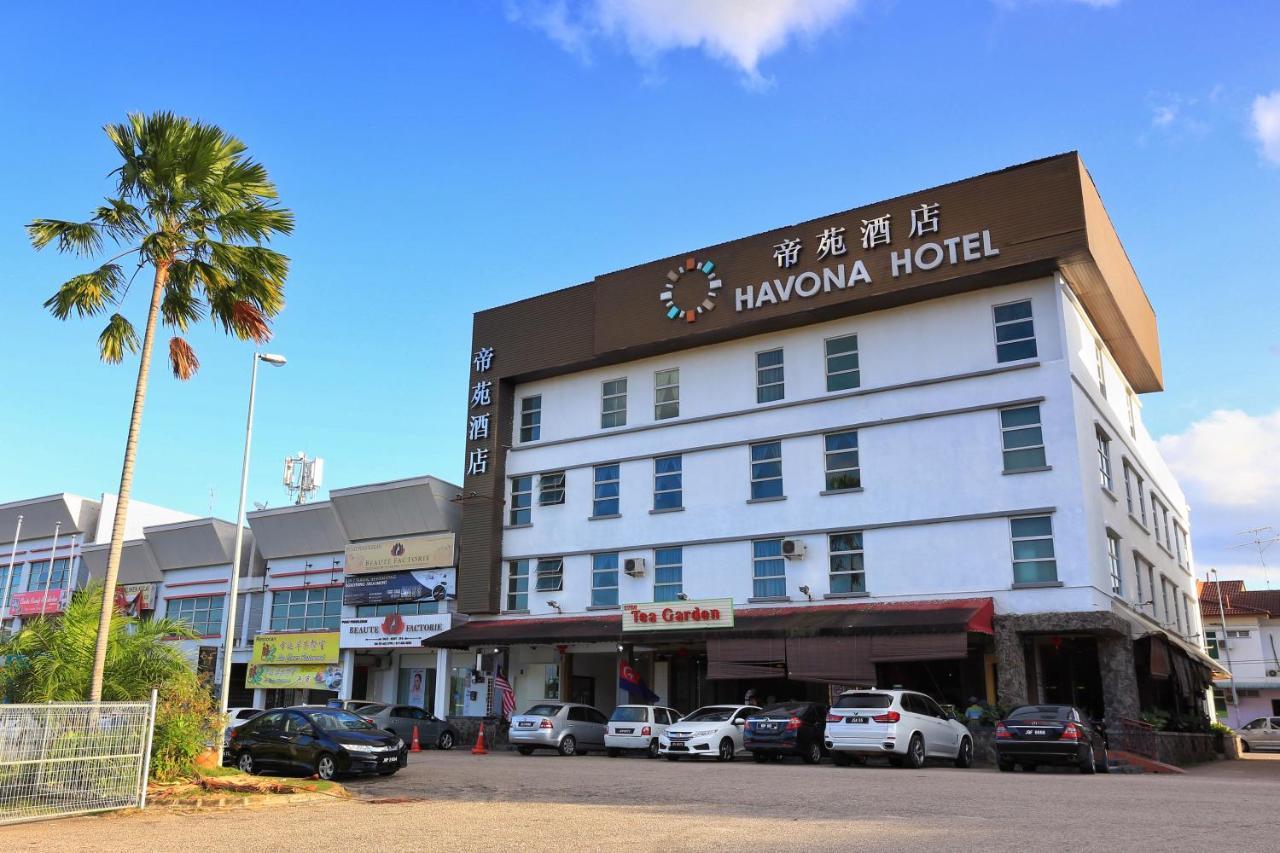 Havona Hotel - Taman Tropika Кулай Екстериор снимка