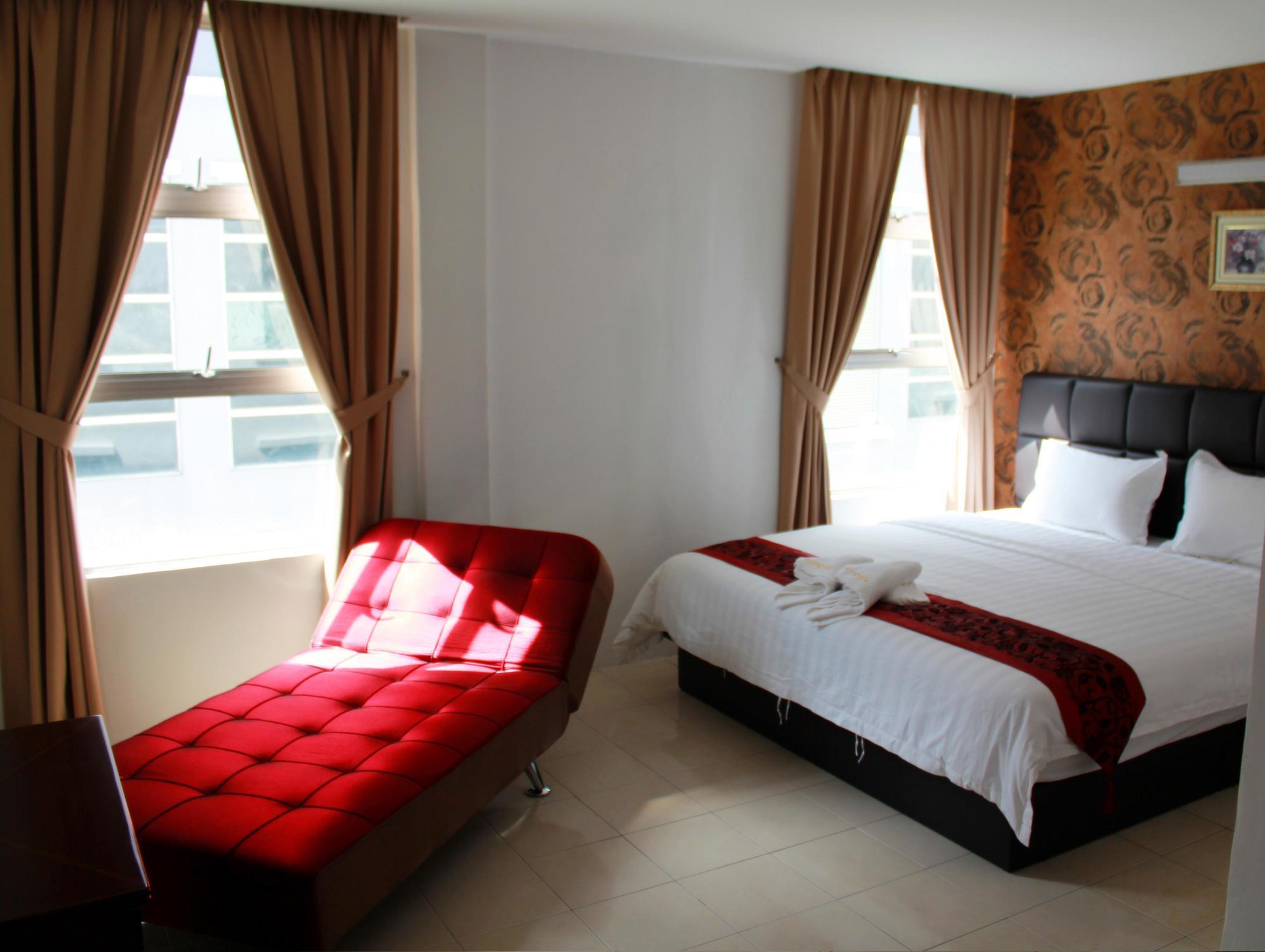 Havona Hotel - Taman Tropika Кулай Екстериор снимка