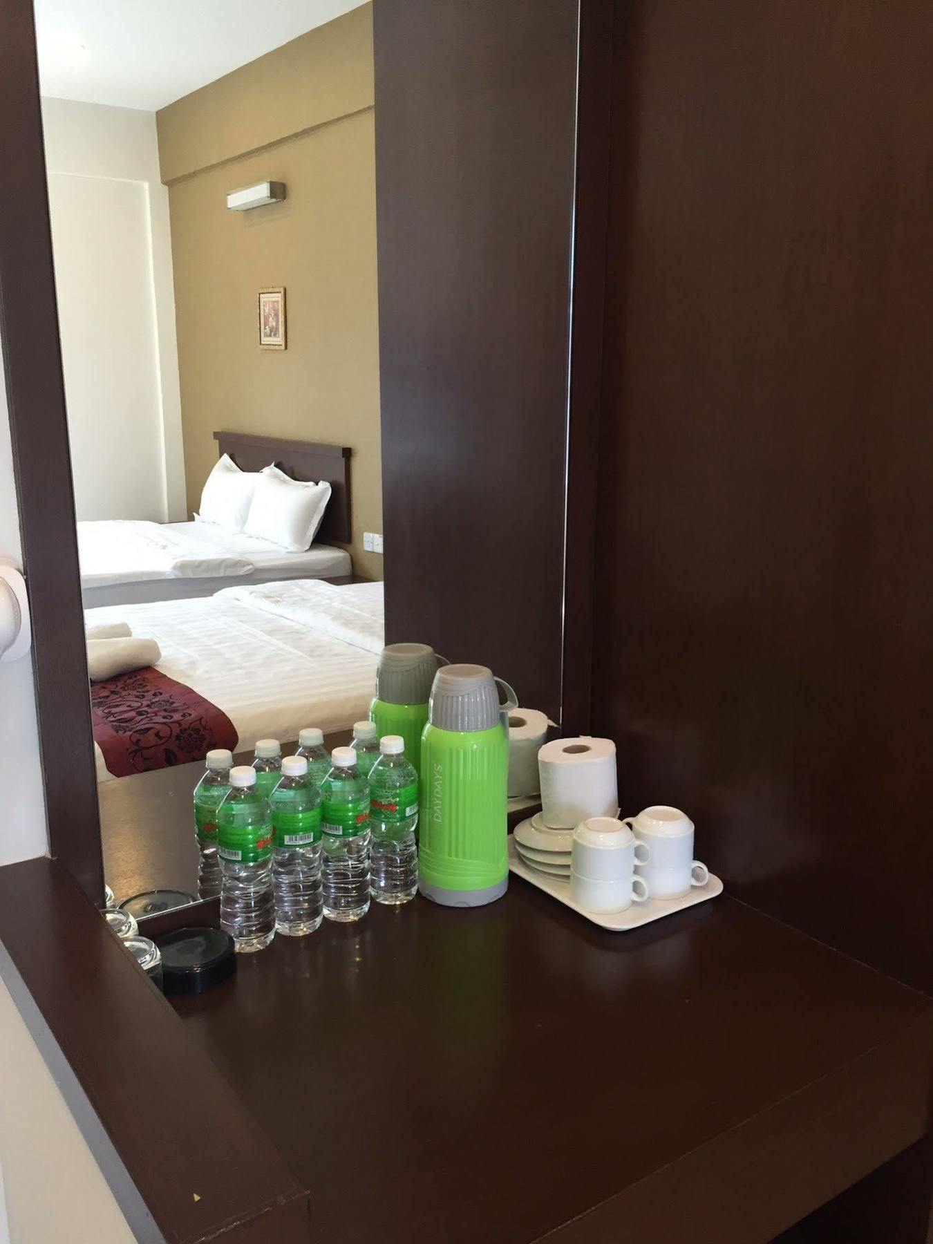 Havona Hotel - Taman Tropika Кулай Екстериор снимка
