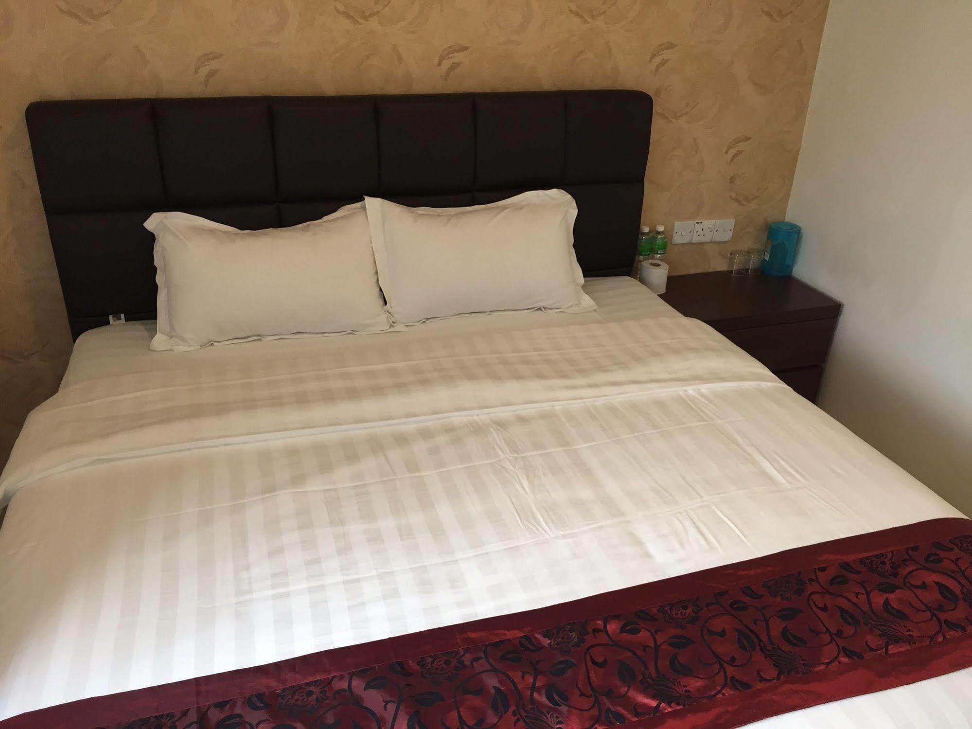 Havona Hotel - Taman Tropika Кулай Екстериор снимка