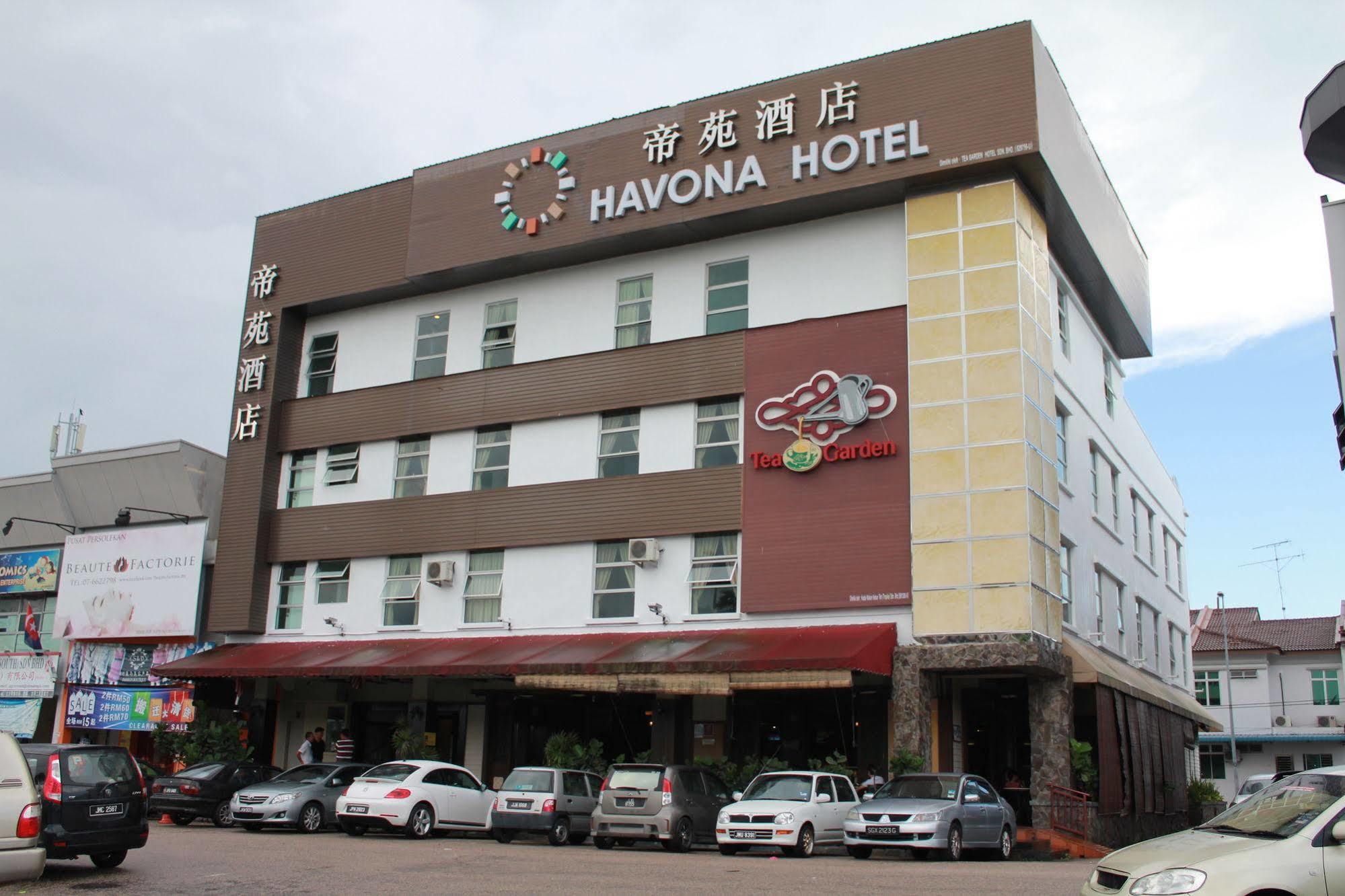 Havona Hotel - Taman Tropika Кулай Екстериор снимка